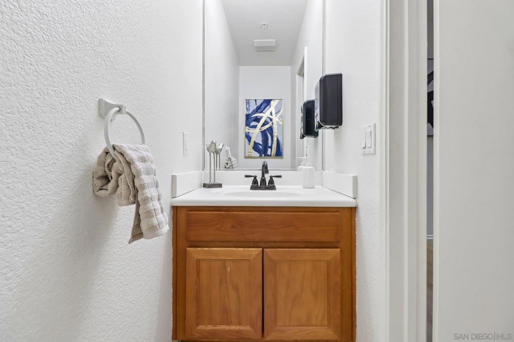 1760 E Palomar 101