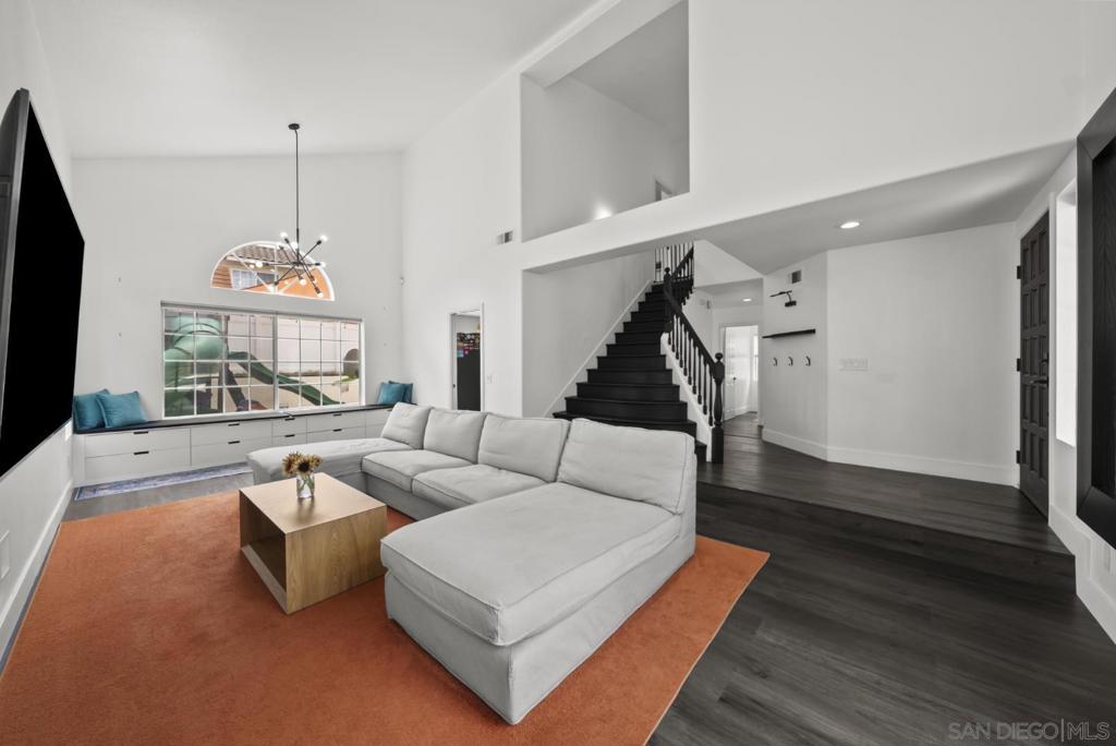 702 Sundance Ct