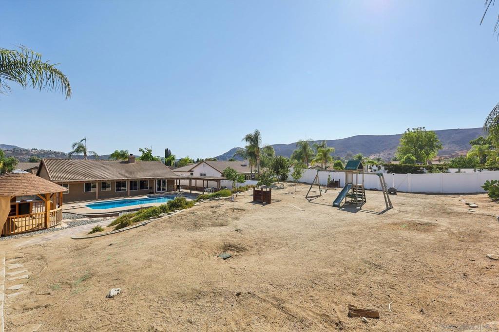 16548 Open View