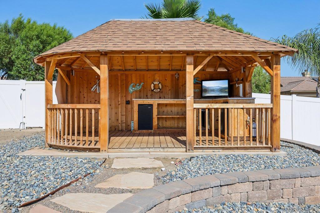 16548 Open View