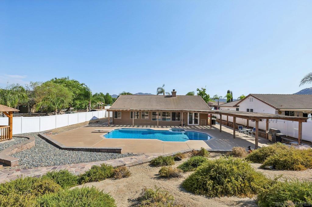 16548 Open View