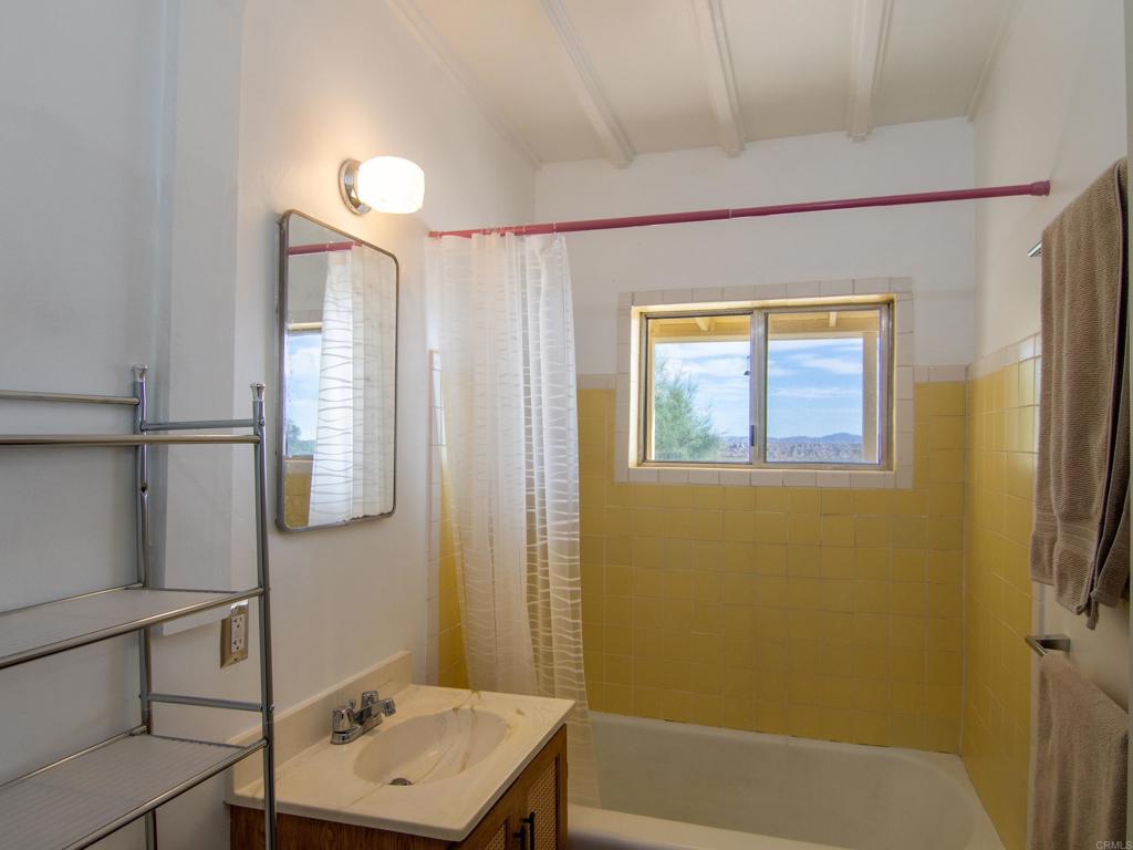 340 Tierra Blanca Ln