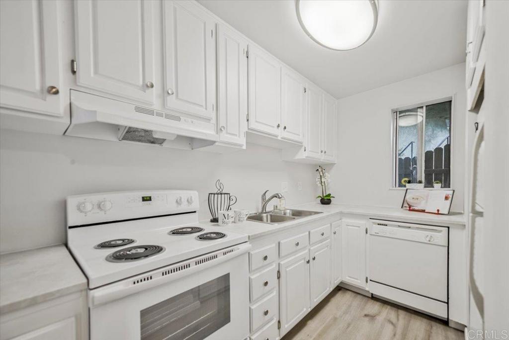160 E Street C-6