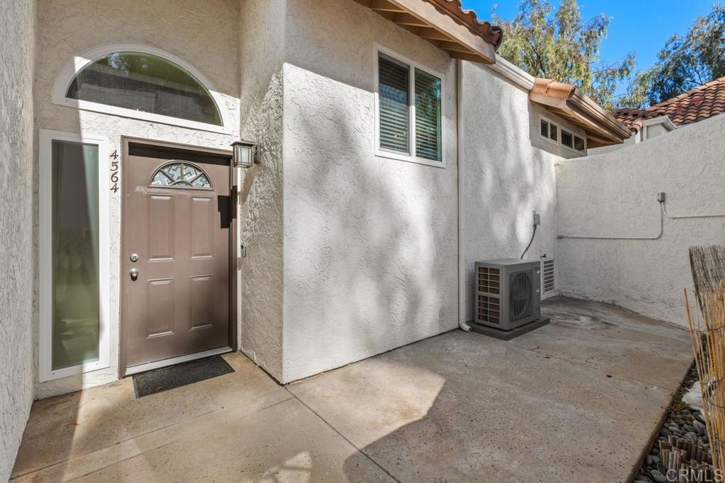 4564 Villas Drive