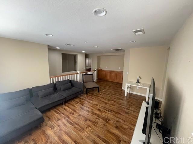 2207 Corte Anacapa