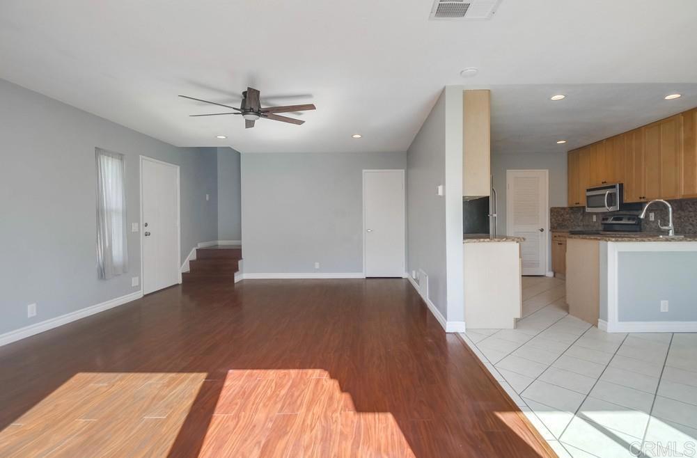 6856 Panamint Row 6