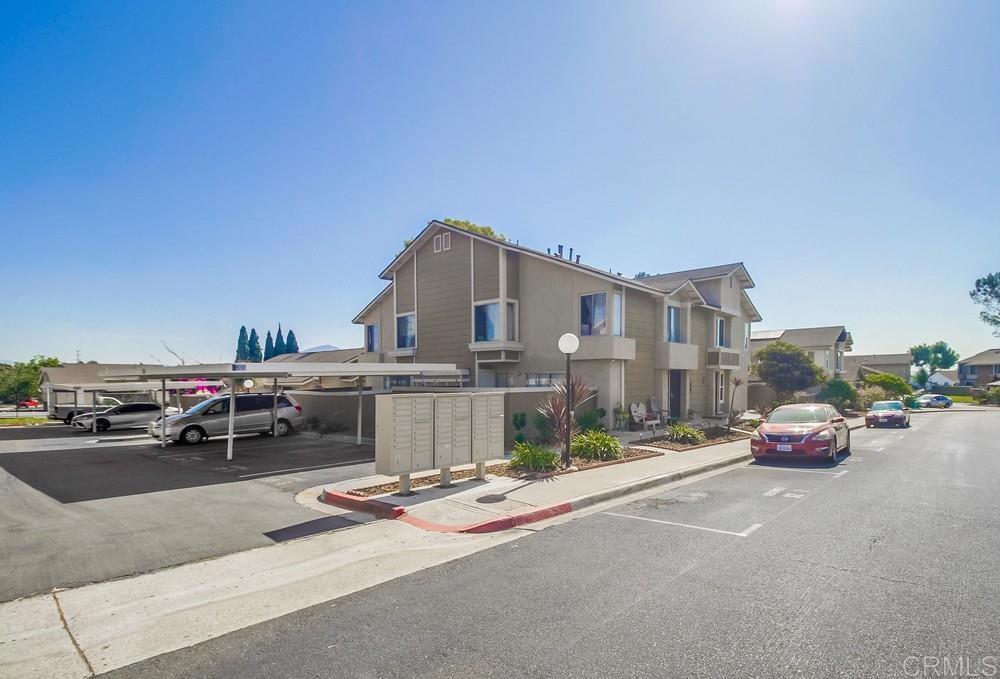 6856 Panamint Row 6