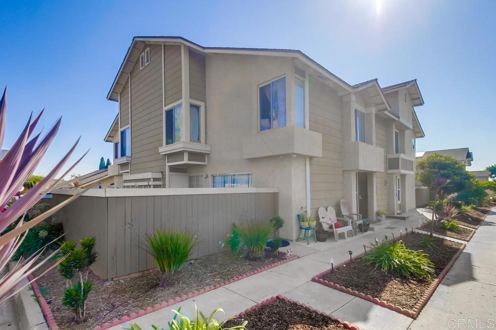 6856 Panamint Row 6