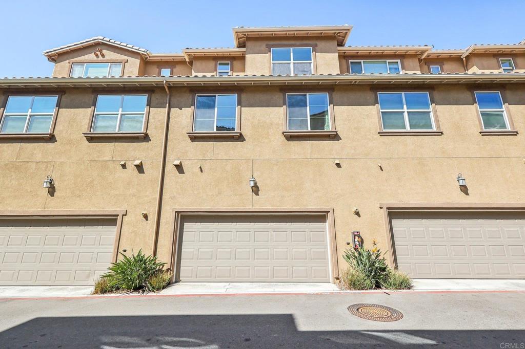 1330 Santa Liza Avenue 6