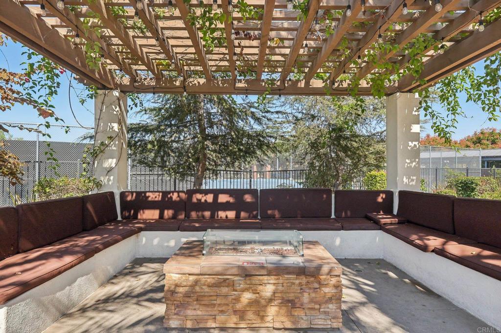 1330 Santa Liza Avenue 6