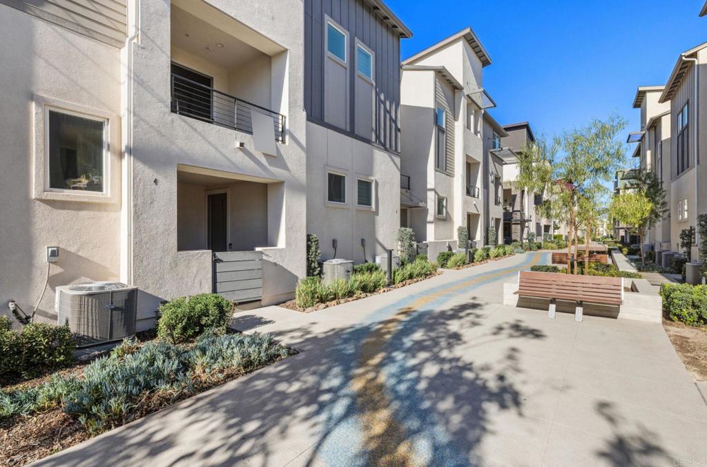 2325 Element Way 4