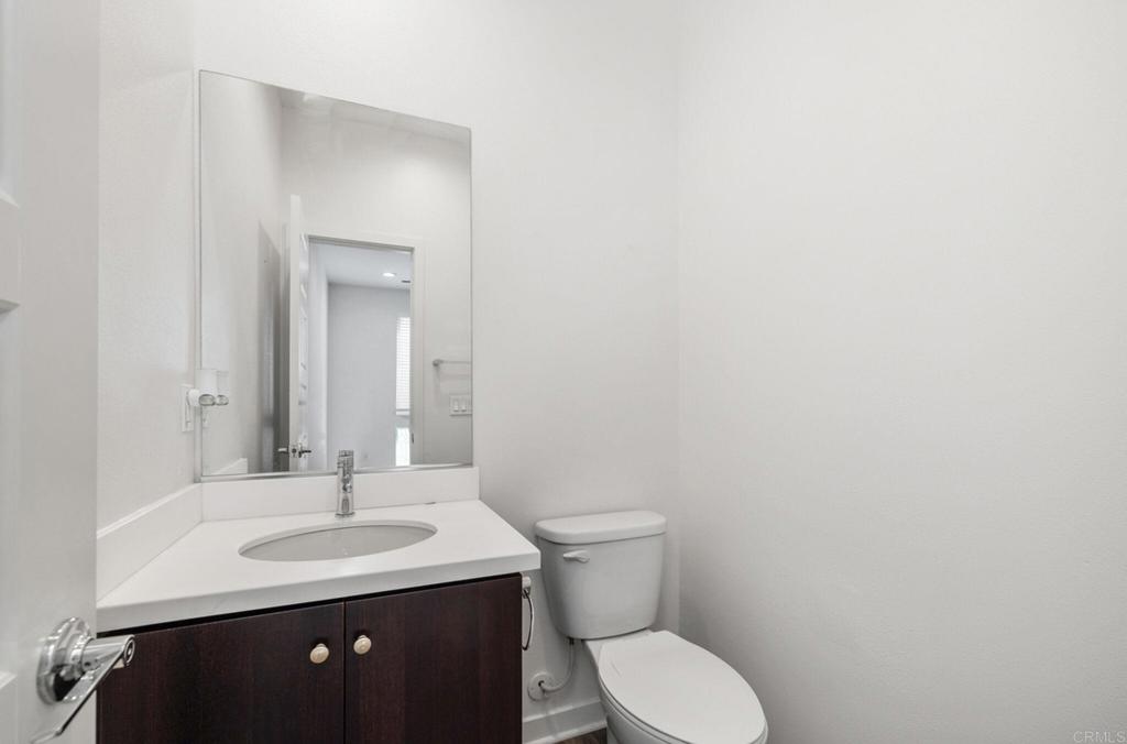 2325 Element Way 4