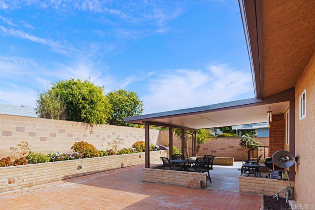 835 Date Avenue
