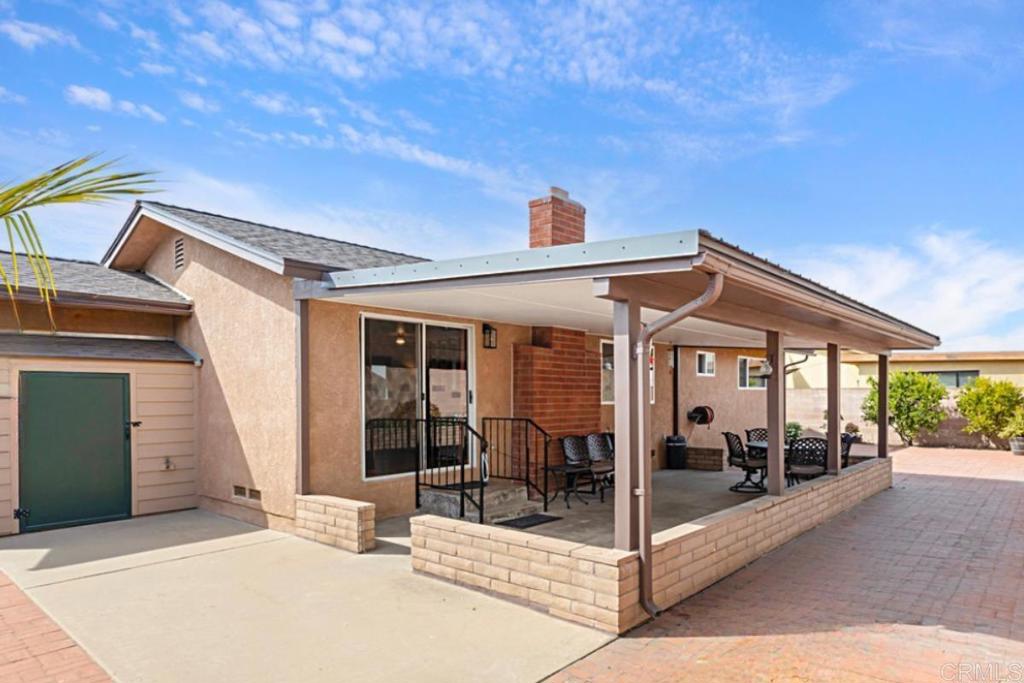 835 Date Avenue
