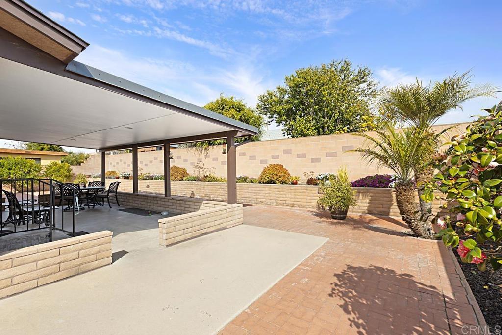 835 Date Avenue