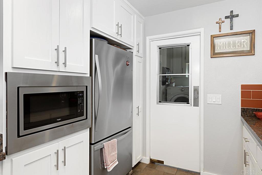 835 Date Avenue