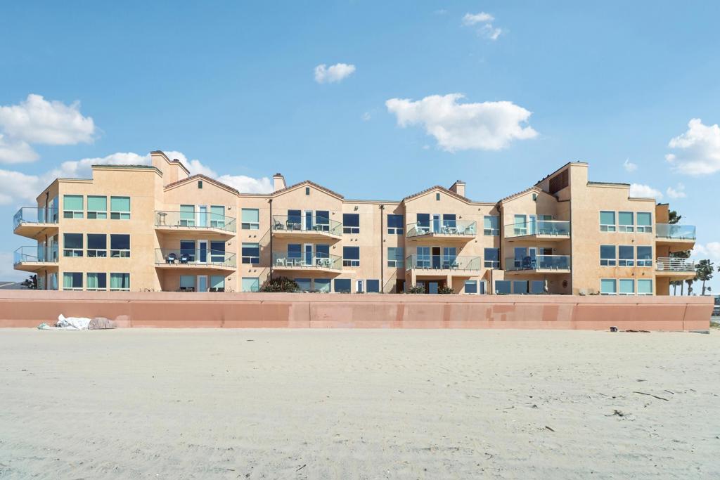 714 Seacoast Drive 208