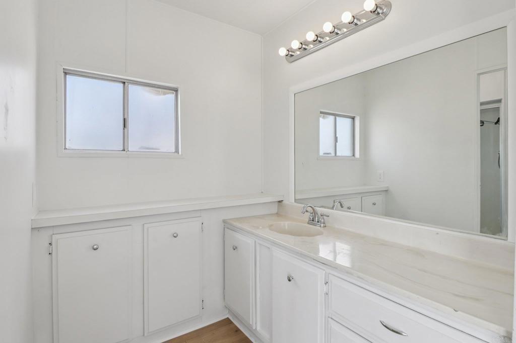 1200 Grand Avenue 66