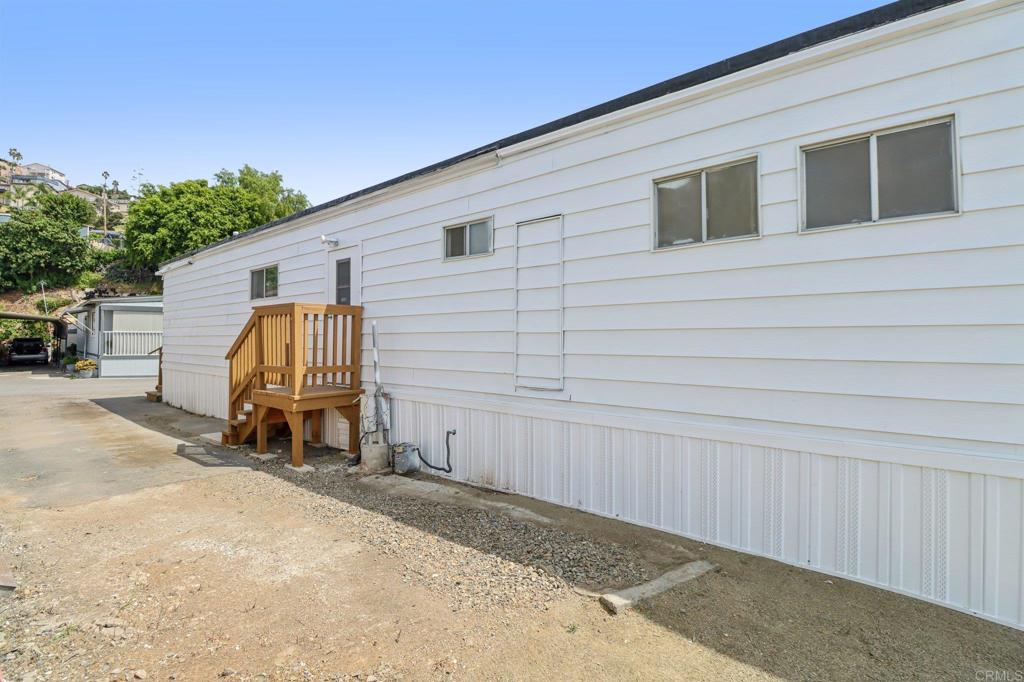 1200 Grand Avenue 66