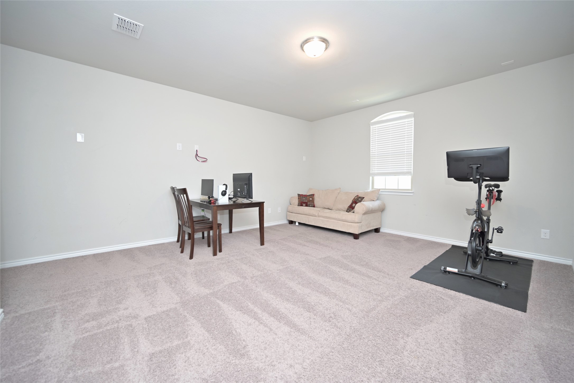 12141 Yarmouth Lane