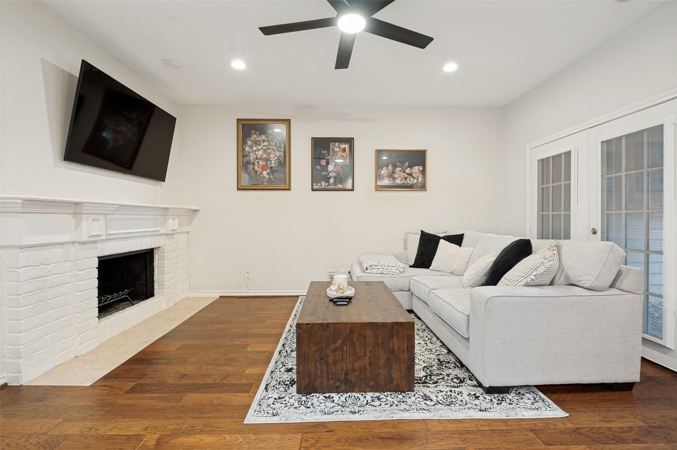 4050 Frankford Road 1004