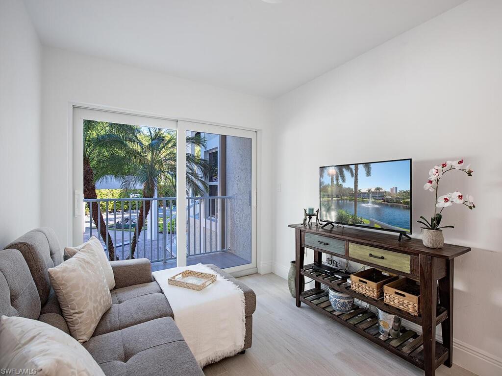 6371 Pelican Bay BLVD # 5 Unit: N-5