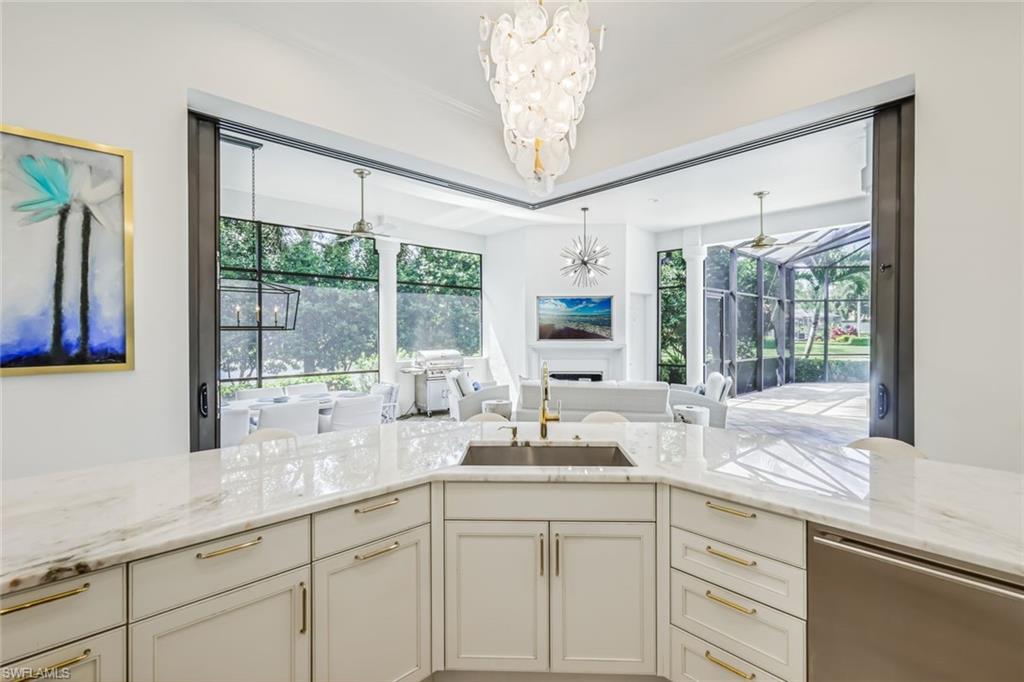 7722 Trent CT