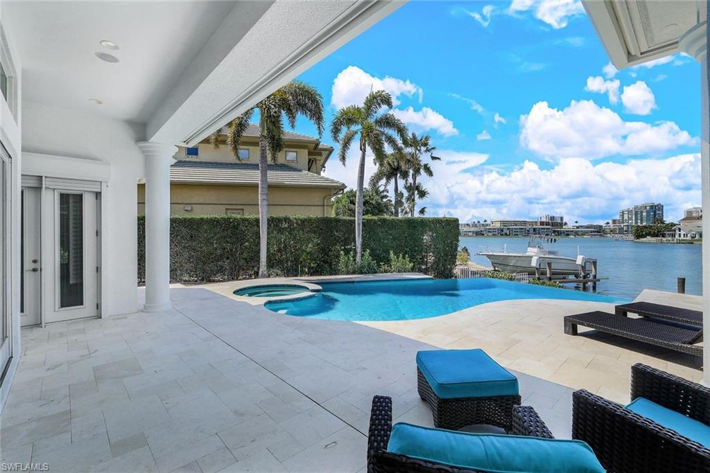 255 Bay PT