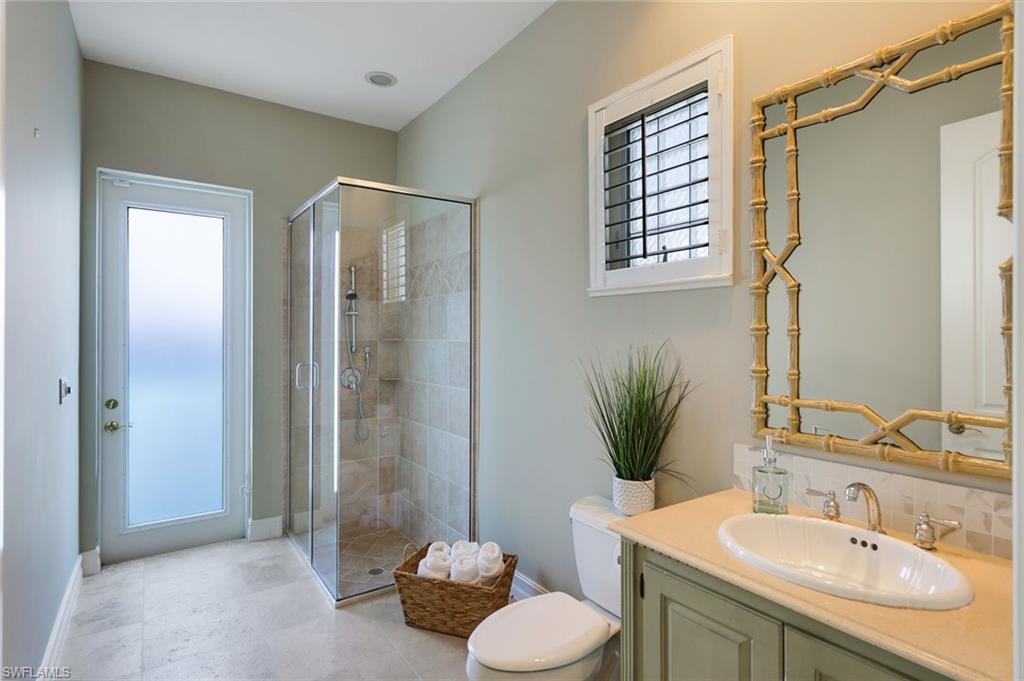 255 Bay PT