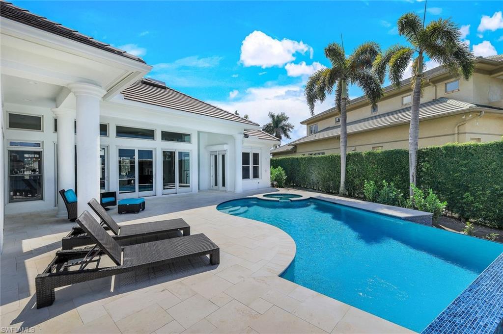 255 Bay PT