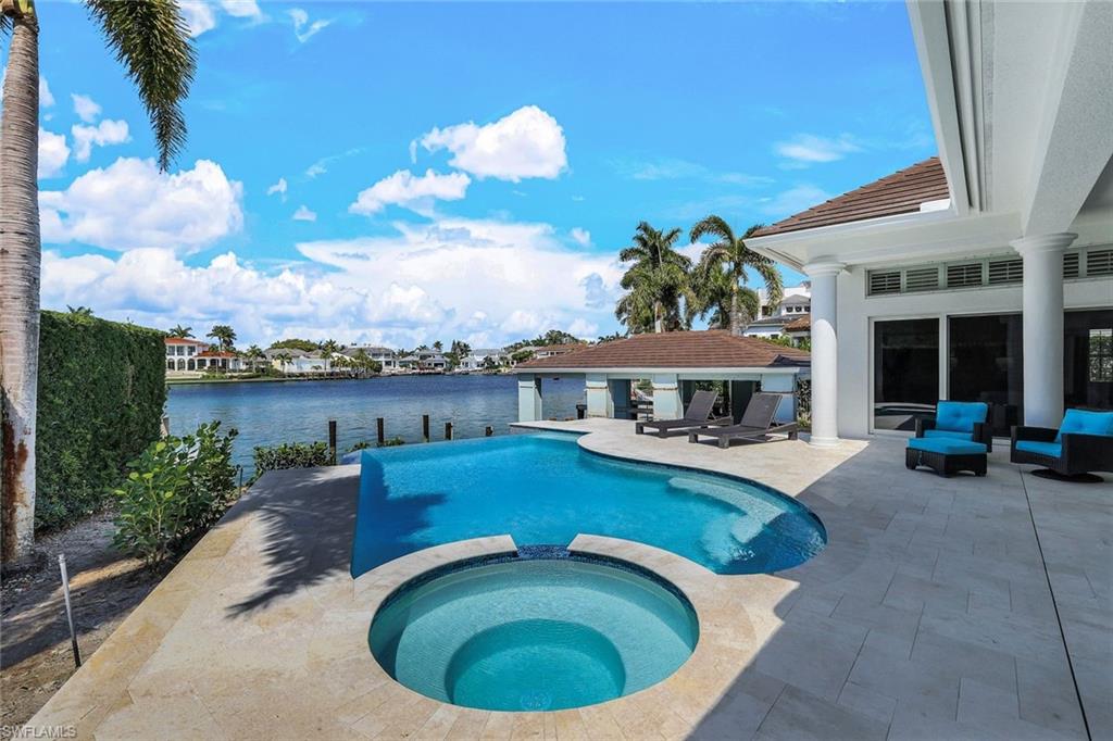 255 Bay PT