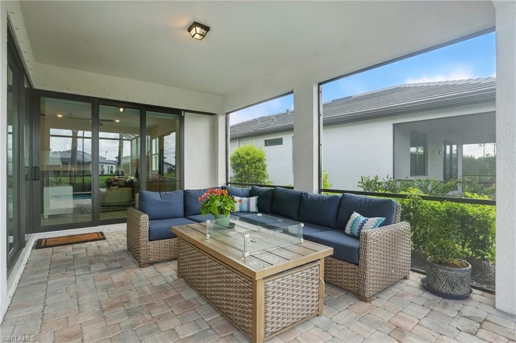 1870 Amador CT, NAPLES