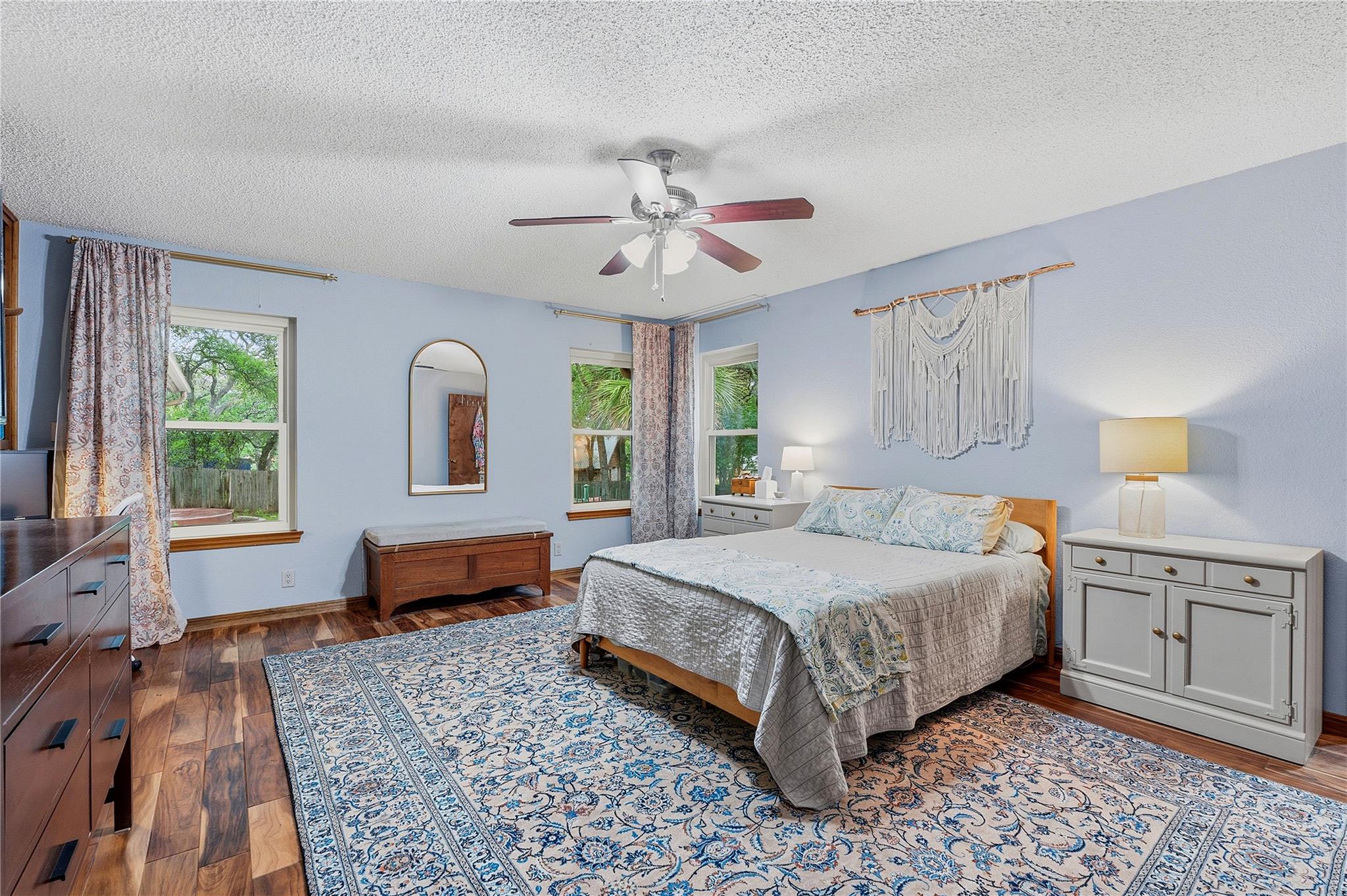 203 Leisurewoods DR