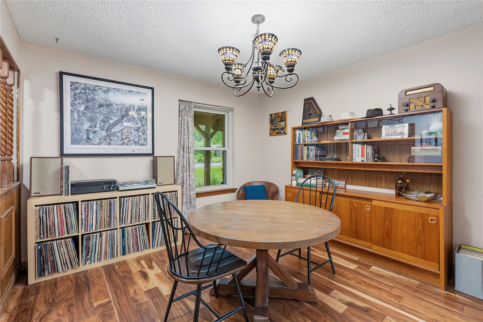 203 Leisurewoods DR