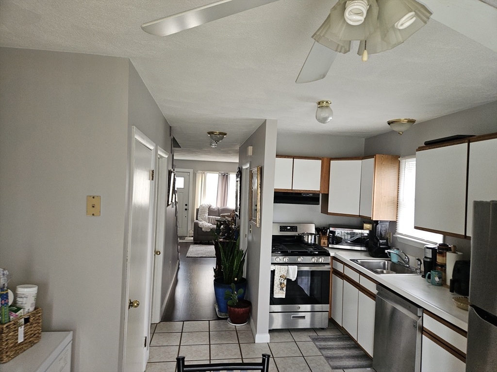 19 Hymer St # 19