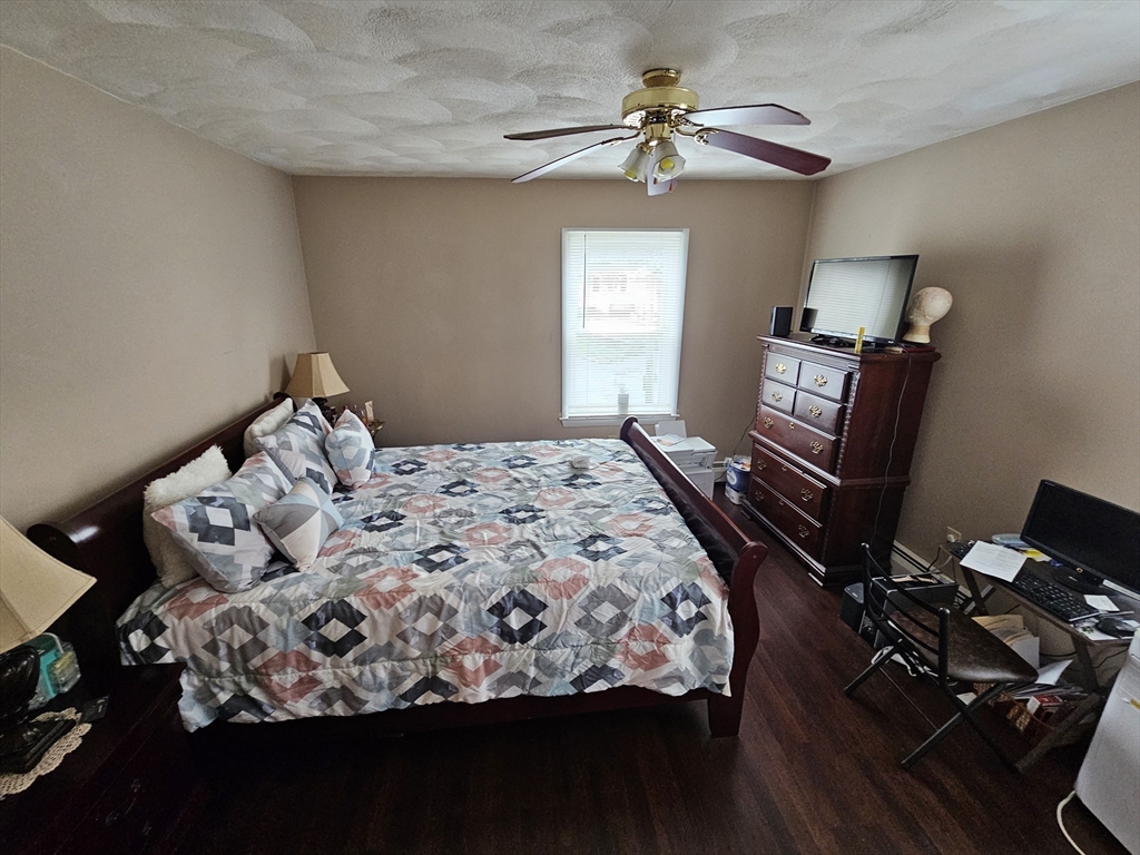 19 Hymer St # 19