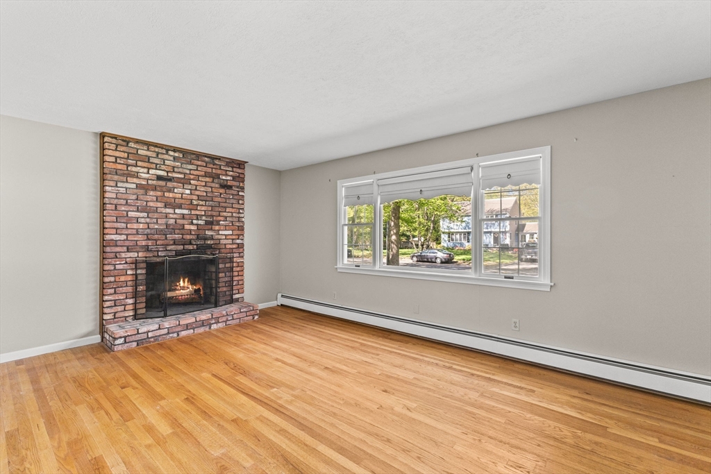 67 Pratt Rd