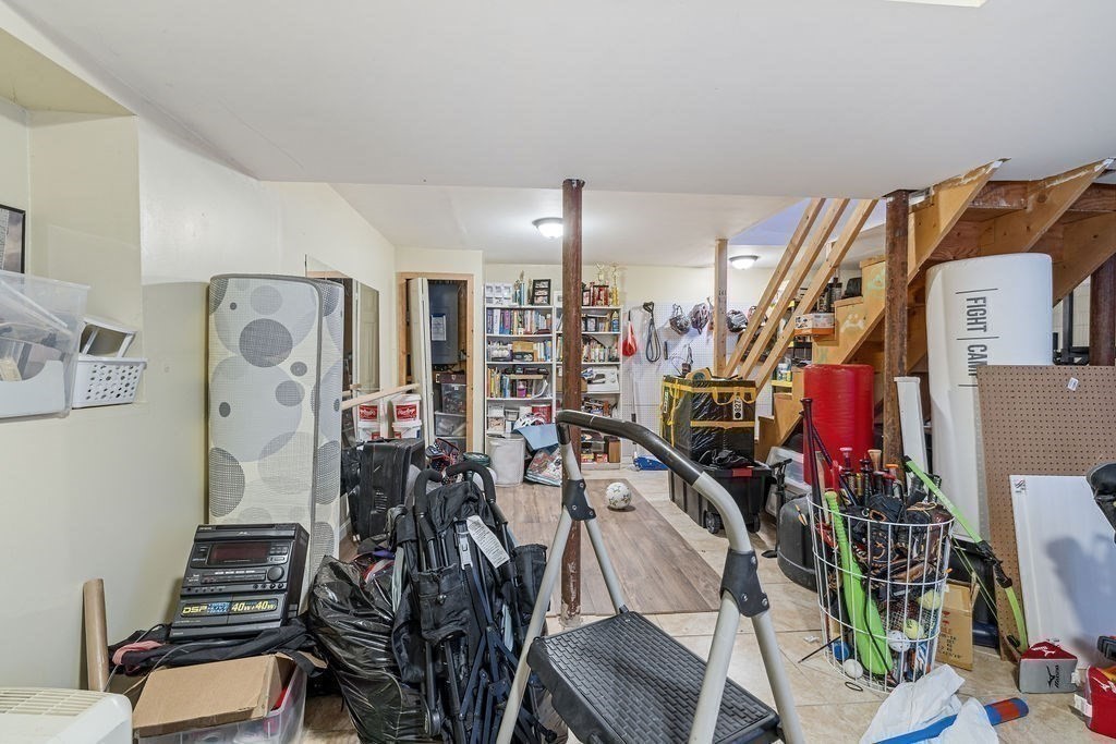 11 Russell Rd