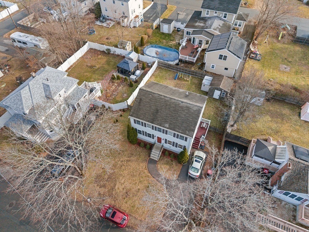 11 Russell Rd