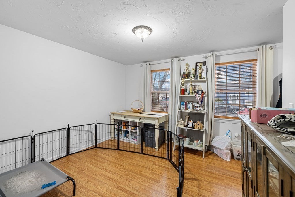 11 Russell Rd
