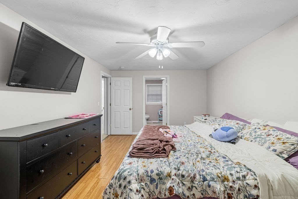 11 Russell Rd