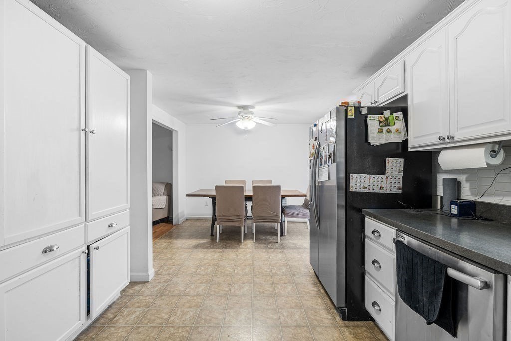 11 Russell Rd