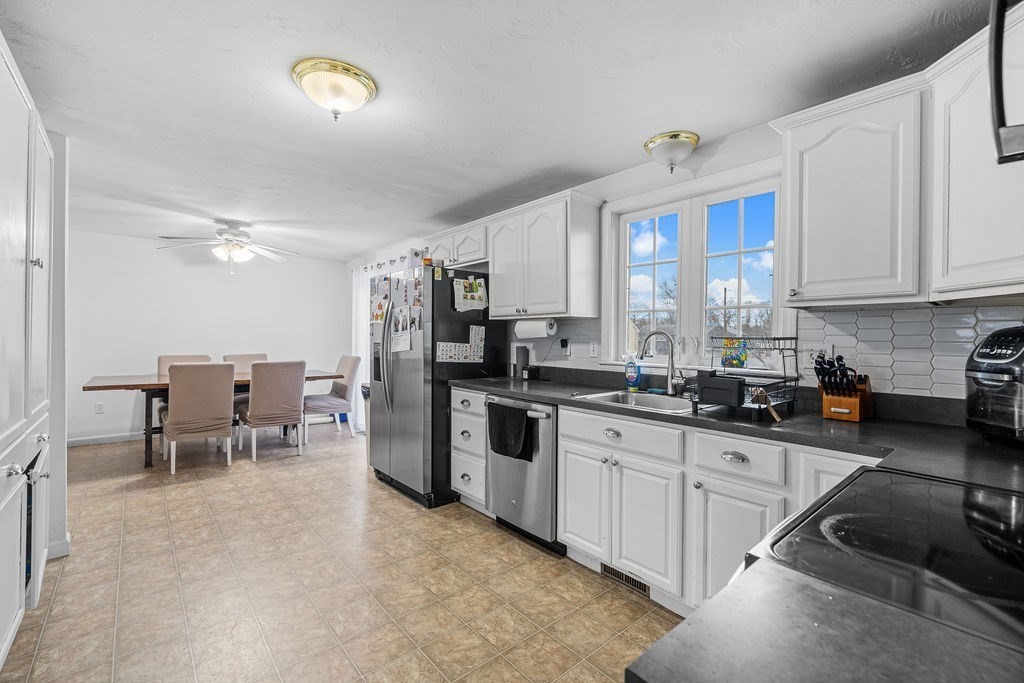 11 Russell Rd