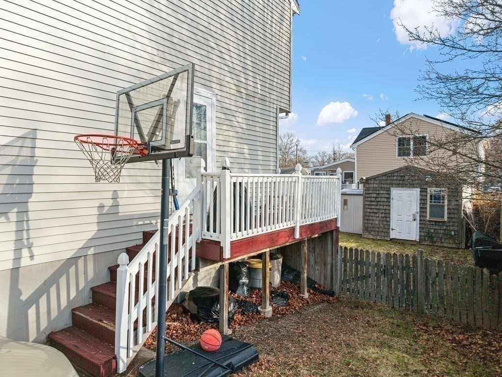 11 Russell Rd