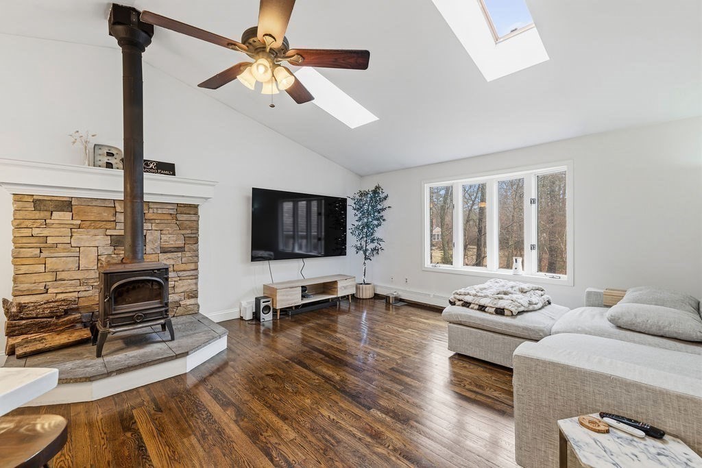 1 Pine Grove