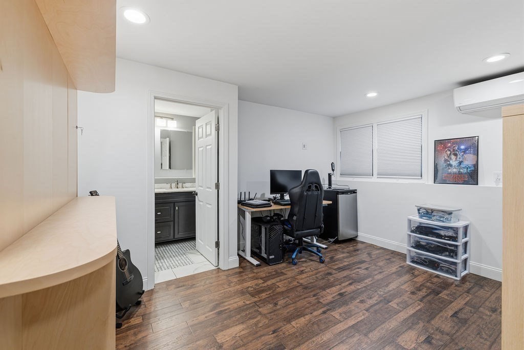 1 Pine Grove