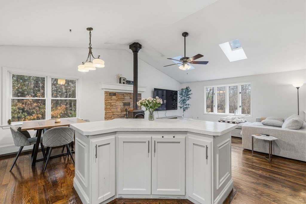 1 Pine Grove