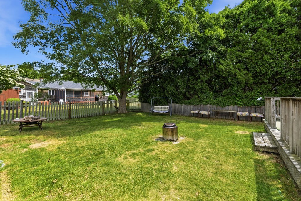 117 Fales Rd