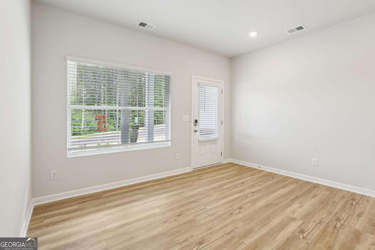 121 Cedar Wood Trace
