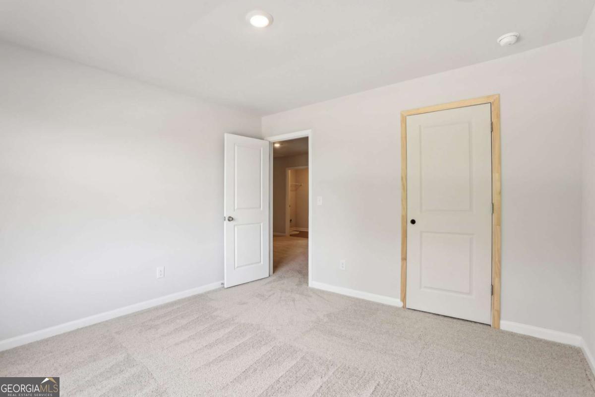 121 Cedar Wood Trace